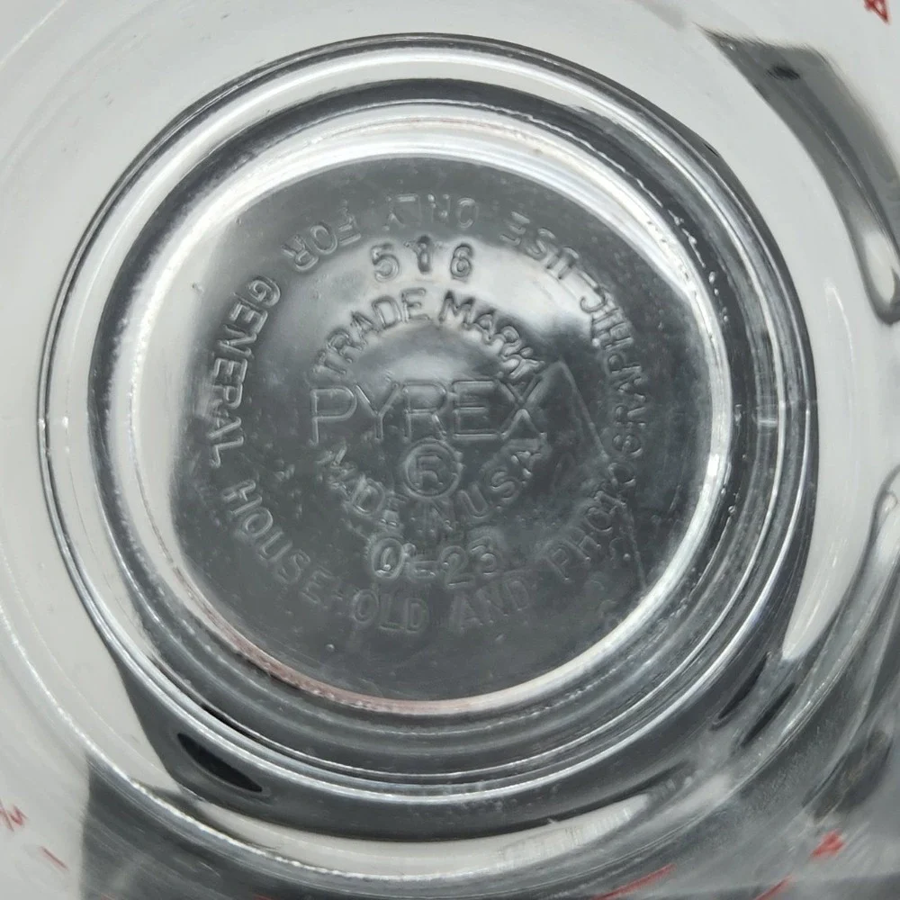 Vintage PYREX 2 Cup Measuring Cup Red Hollow Lettering
